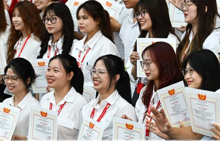 Hoạt động khuyến khích sinh viên nghiên cứu khoa học, sinh viên khởi nghiệp tại Đại học Bách khoa Hà Nội. Ảnh: HUST