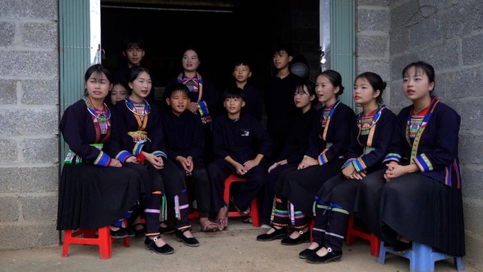 Các buổi sinh hoạt hè giúp các em được vui chơi, giao lưu và gìn giữ, phát huy văn hóa dân tộc.