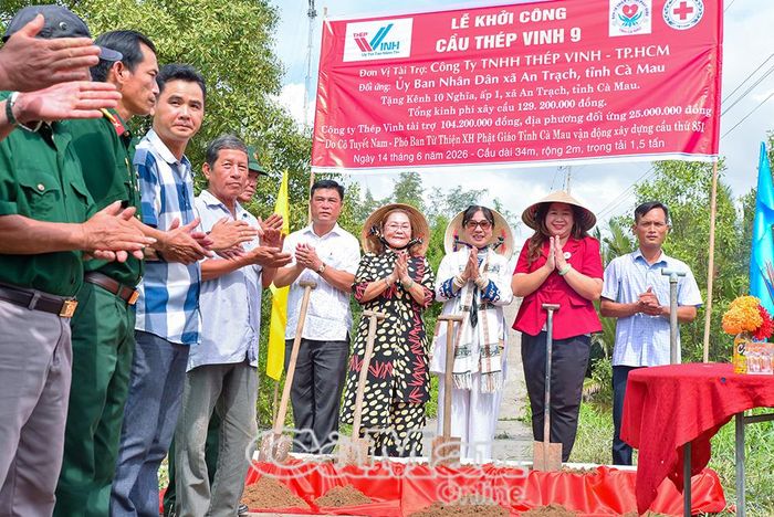 Mỗi nhịp cầu được khởi công là thêm niềm vui kết nối cho người dân vùng sông nước.