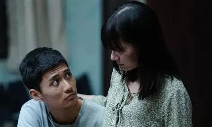 Tín Nguyễn trong vai nữ chính (Nguồn: Cảnh trong phim "Ma Xó")