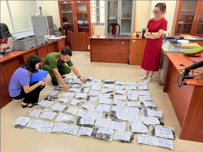 Vật chứng vụ án xâm phạm quyền sở hữu công nghiệp do Công an phường Long Thành phát hiện. Nguồn: Công an TP. Đồng Nai
