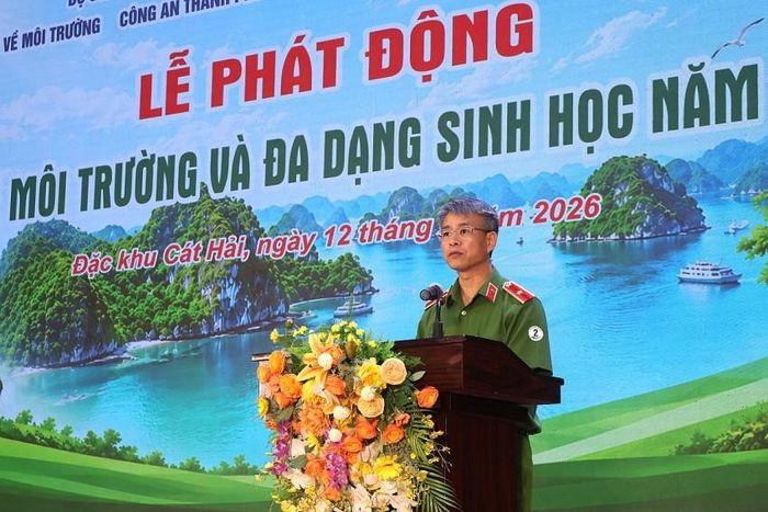 Thiếu tướng Thân Văn Hải, Cục trưởng Cục Cảnh sát phòng, chống tội phạm về môi trường - Bộ Công an phát biểu tại buổi lễ.