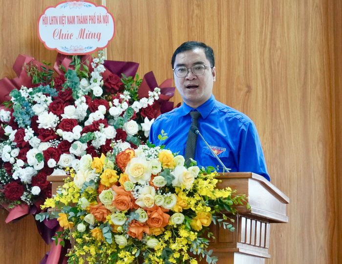 Phó Chủ tịch Thường trực Ủy ban Hội LHTN Việt Nam thành phố Hà Nội Phạm Minh Phúc phát biểu chỉ đạo tại Đại hội. Ảnh: Hồng Thái