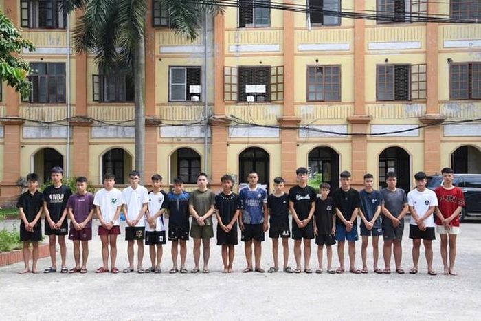 Các đối tượng tại cơ quan công an - (ảnh CAPT).