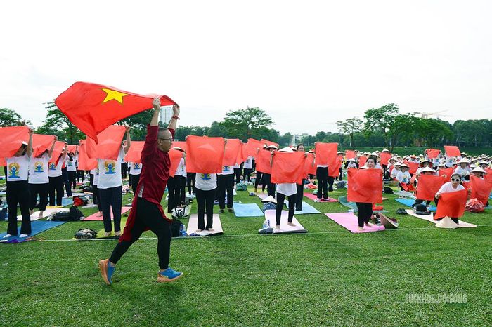 Chương trình gửi gắm thông điệp sống khỏe, sống tích cực và gắn kết cộng đồng.