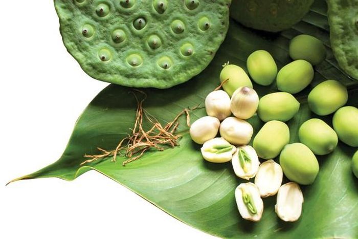 Hạt sen bổ dưỡng nhưng một số nhóm người cần thận trọng khi sử dụng.