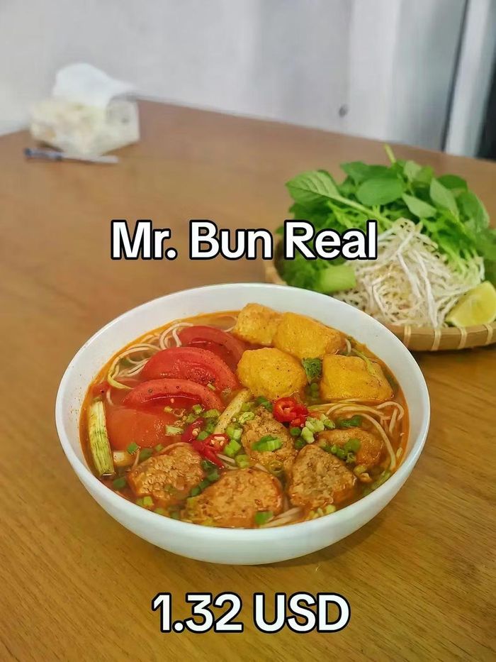 "Bun Real" là "bún riêu".