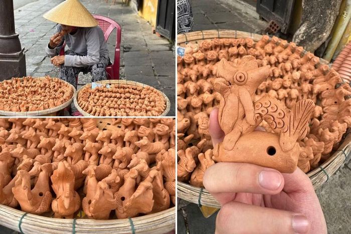 Những con tò he bé xinh có giá 20 "cá" được bán tại phố cổ Hội An. - Ảnh: NVCC