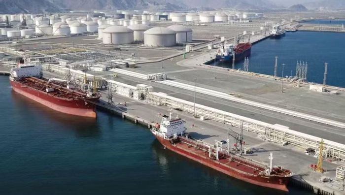 Cuộc tập kích trực tiếp gần đây nhất của Iran nhằm vào UAE được ghi nhận là vụ tấn công ngày 4/5 vào cảng Fujairah bên bờ Vịnh Oman. 