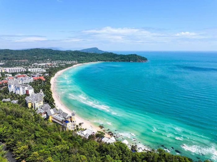 Đặc khu Phú Quốc đang đầu tư để phát triển nhanh và bền vững. Ảnh: T.X.