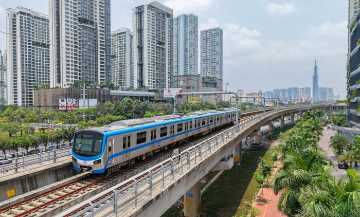  Hệ thống giao thông vành đai cần được ưu tiên đầu tư để khơi thông nhịp độ phát triển vùng. Ảnh: THUẬN VĂN 