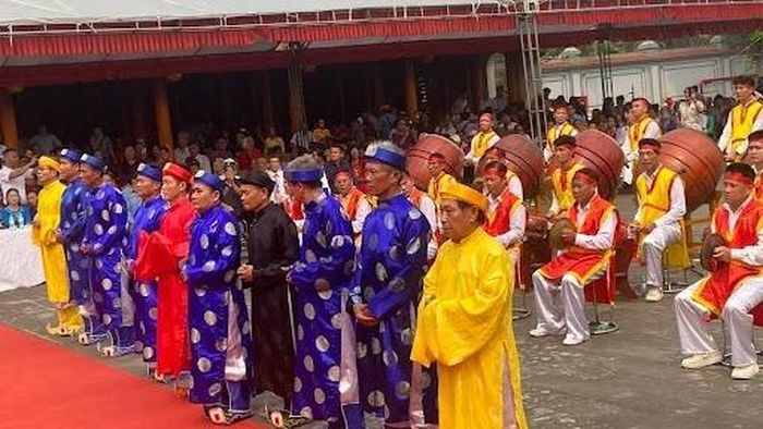  Quanh cảnh một ngày giỗ họ của người Việt. Ảnh: Họ Trương Việt Nam.