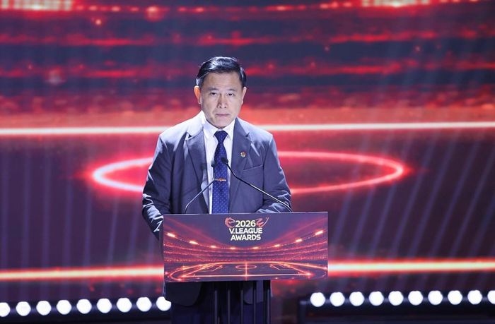 Ông Trần Anh Tú, Chủ tịch VPF phát biểu tại buổi lễ