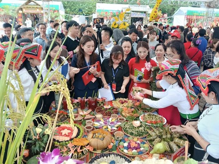 Điểm nhấn là hoạt động văn hóa cộng đồng đường phố, trải nghiệm các hoạt động cộng đồng