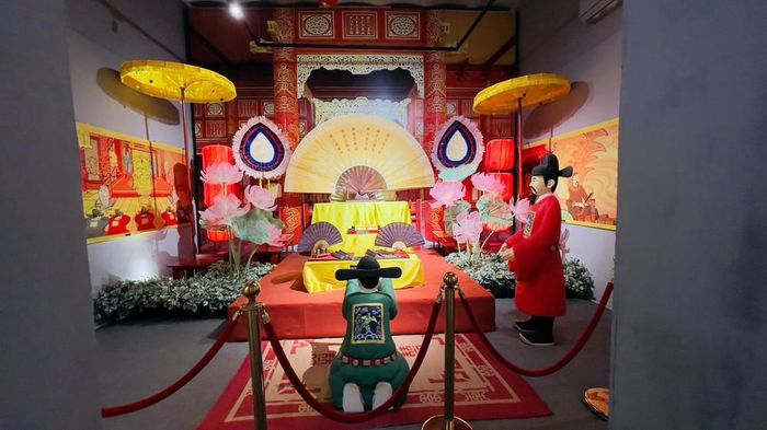 Tái hiện không gian Lễ ban quạt trong Tết Đoan ngọ tại Khu di sản Hoàng thành Thăng Long