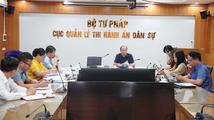 Đảng ủy Cục Quản lý Thi hành án dân sự, Bộ Tư pháp luôn bám sát chỉ đạo của Đảng ủy cấp trên trong thực hiện nhiệm vụ.