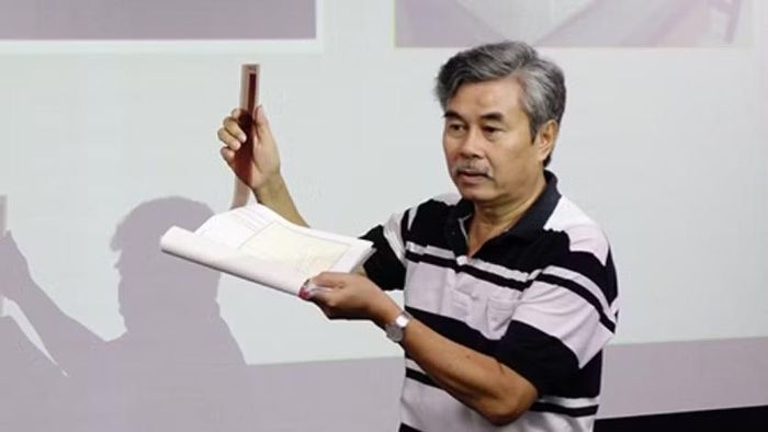 Nhà quay phim, Nghệ sĩ Nhân dân Trần Quốc Dũng. (Ảnh: VFDA)