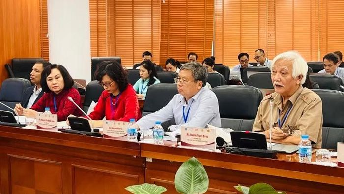 Các đại biểu tham dự hội thảo.