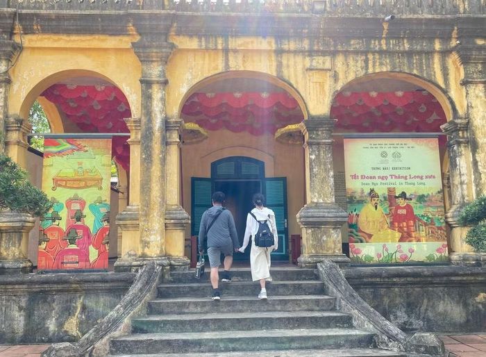 Trải nghiệm là cầu nối tuyệt vời giúp du khách đương đại thấu hiểu và chạm vào đời sống sinh hoạt Tết hoàng cung một thời.