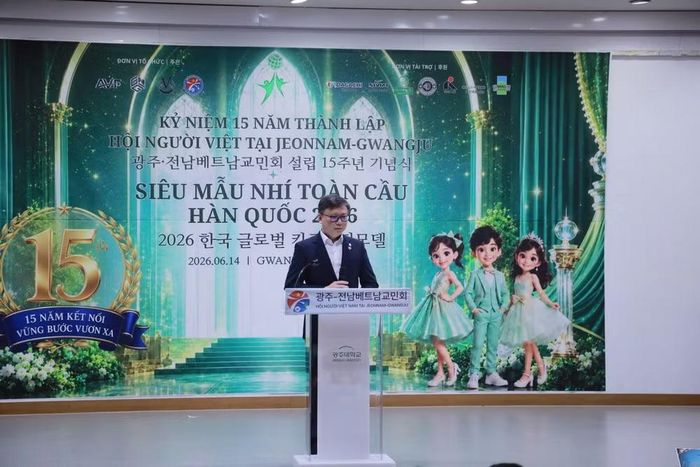 Ông Đào Tuấn Hùng - Chủ tịch Hội Người Việt Nam tại Hàn Quốc phát biểu tại sự kiện.