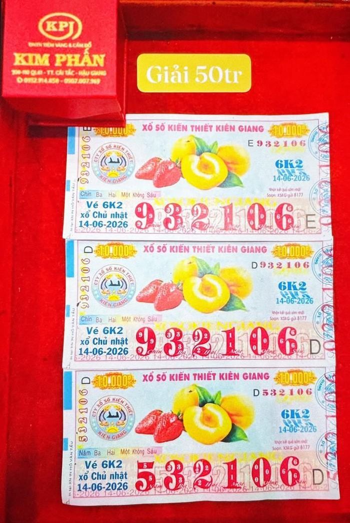 Giải an ủi của vé số Kiên Giang trúng tại Cần Thơ. Ảnh: Tiệm vàng Kim Phấn