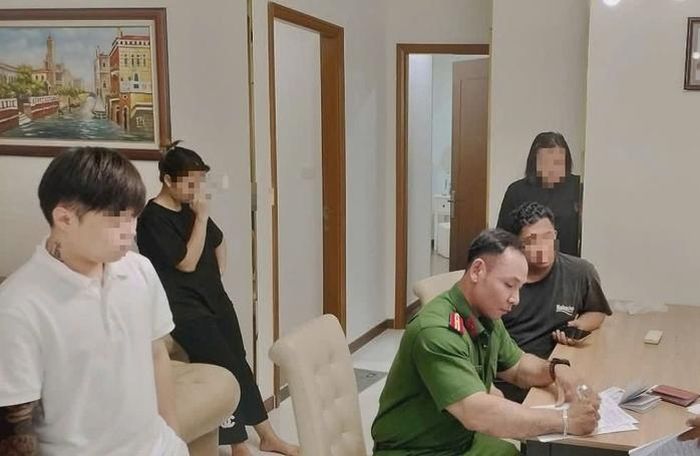 4 công dân Malaysia cư trú bất hợp pháp trong chung cư hạng sang ở phường Thạnh Mỹ Tây.