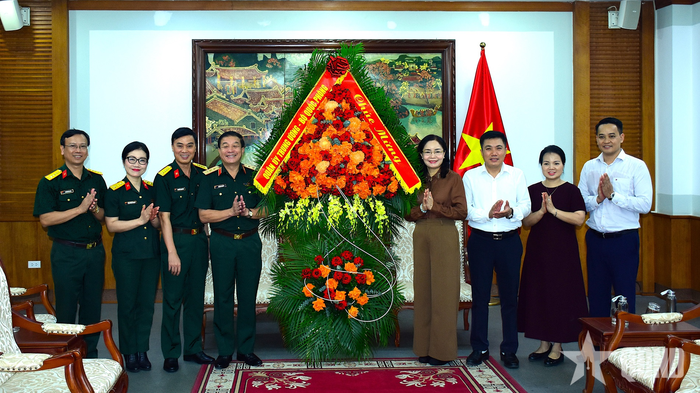  Thượng tướng Trương Thiên Tô thăm, chúc mừng Bộ Văn hóa, Thể thao và Du lịch.