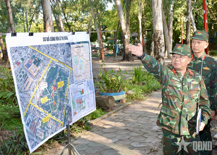 Phòng Tham mưu Bộ tư lệnh TP Hồ Chí Minh phổ biến ý định thực hiện nhiệm vụ cho lực lượng công binh.