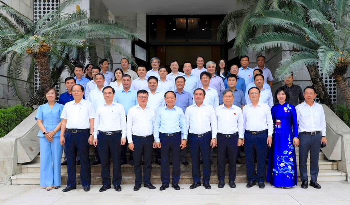 Các đại biểu tham dự buổi gặp mặt. Ảnh: VIẾT THÀNH