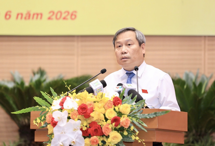 Đồng chí Vũ Đại Thắng, Ủy viên Trung ương Đảng, Phó bí thư Thành ủy, Chủ tịch UBND TP Hà Nội phát biểu tại phiên bế mạc. Ảnh: VIẾT THÀNH