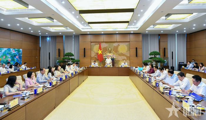 Quang cảnh cuộc làm việc. Ảnh: LÂM HIỂN 
