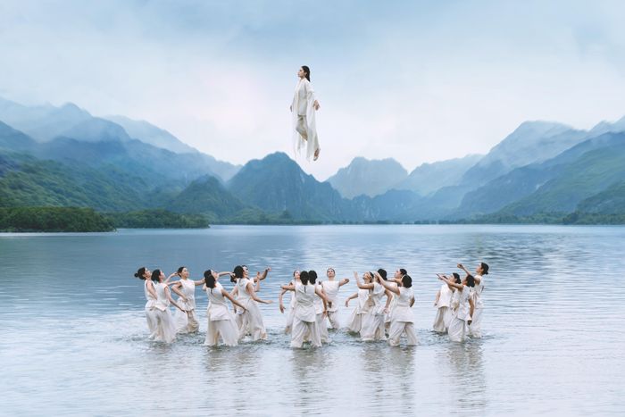  Kiều Anh chia sẻ, MV mang thông điệp ca ngợi phụ nữ 