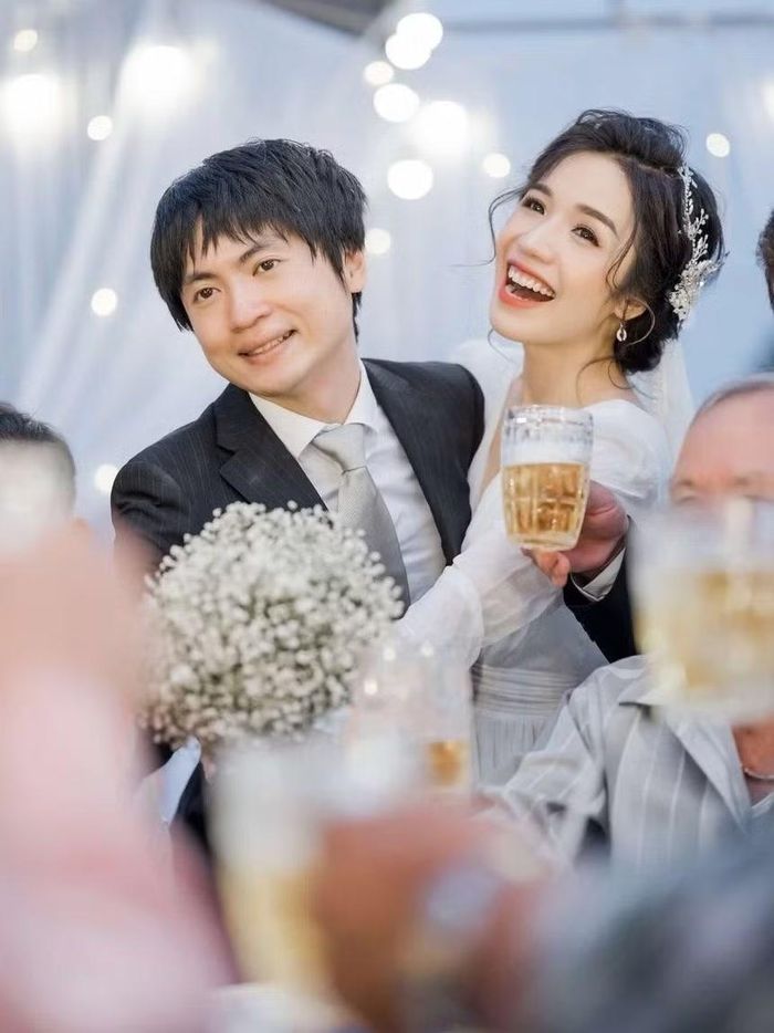 Vợ chồng Ngọc Ngân - Morishita. Ảnh: Znews.