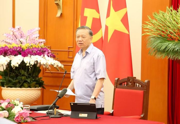 Tổng Bí thư, Chủ tịch nước Tô Lâm phát biểu chỉ đạo tại cuộc làm việc.