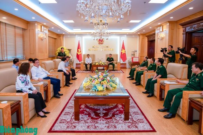 Toàn cảnh buổi làm việc. Ảnh: Duy Liêm