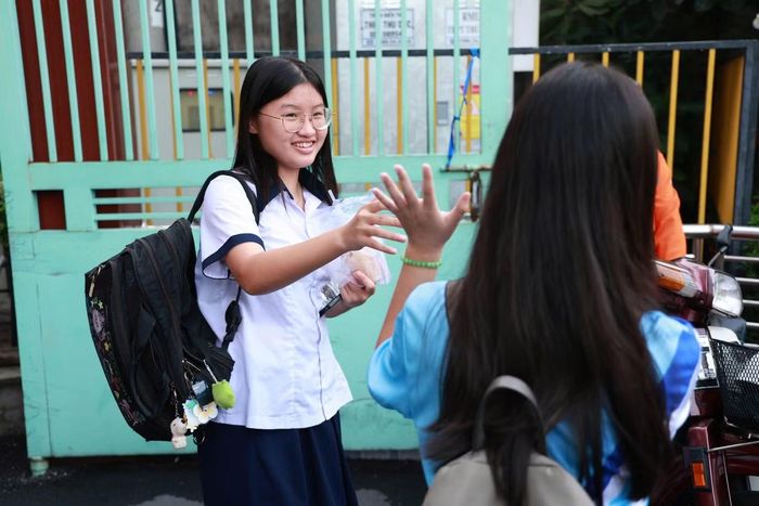 Thí sinh thi lớp 10 tại TPHCM
