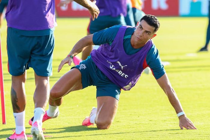 Điểm tựa gia đình giúp Ronaldo thi đấu bền bỉ ở tuổi "tứ tuần".