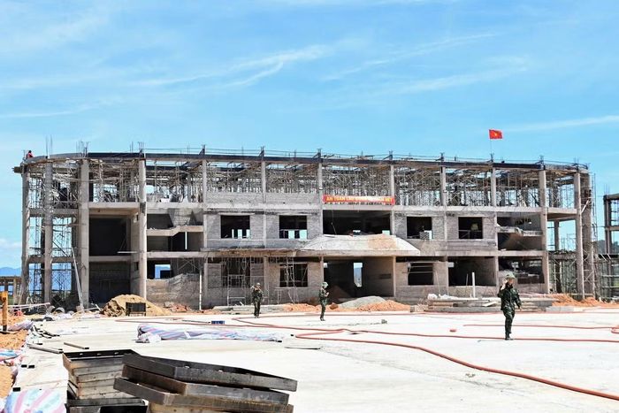 Bắt tay triển khai ngay công việc hỗ trợ xây dựng trường học vùng biên.