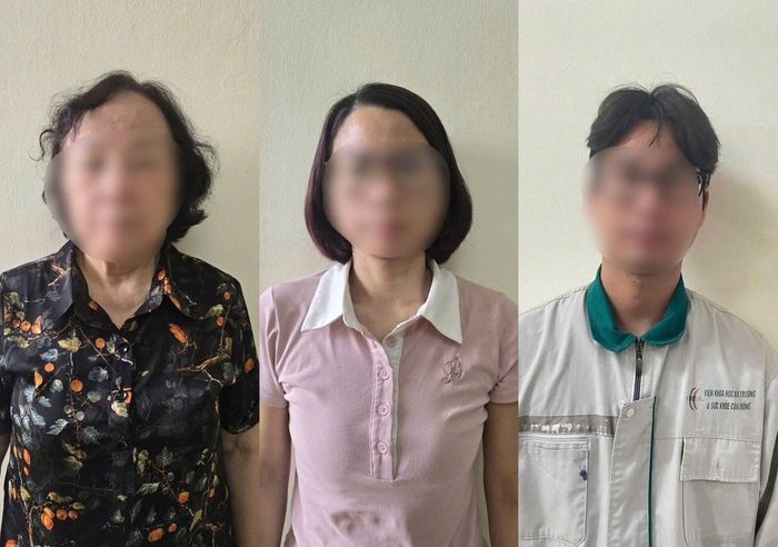 Các đối tượng thuộc Viện Khoa học môi trường và sức khỏe cộng đồng bị bắt giữ.