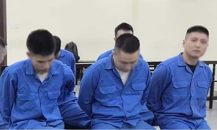 Các bi cáo tại phiên tòa xét xử.