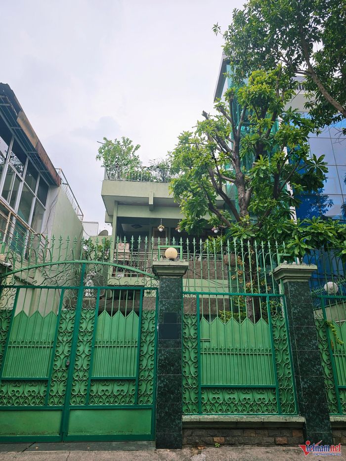 NSND Kim Cương sống tại ngôi nhà này khoảng 60 năm. Ảnh: Loan Lê