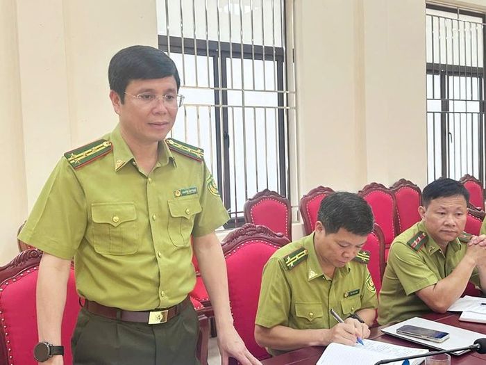 Đồng chí Nguyễn Huy Tuấn, Chi cục trưởng Chi cục Kiểm lâm tỉnh Sơn La phát biểu.