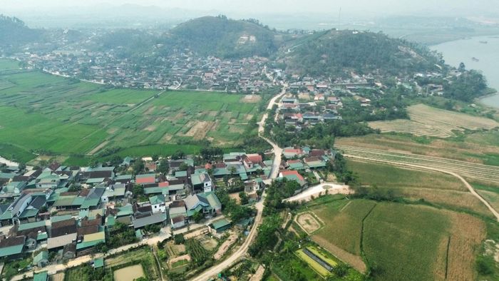 Việc sắp xếp lại khối, xóm, thôn, bản đang được các địa phương tích cực triển khai. Ảnh minh họa: Tiến Đông