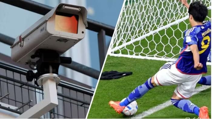 Công nghệ video Hawk-Eye của Sony đã xác định được pha kiến tạo của Kaoru Mitoma trong trận đấu với Tây Ban Nha năm 2022 là hợp lệ. Ảnh: Reuters.