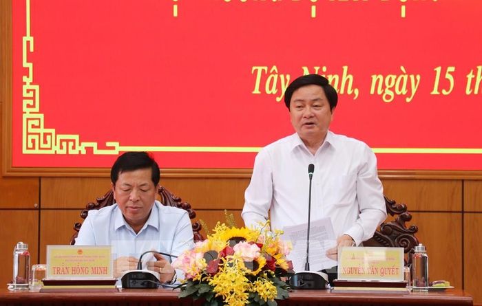 Bí thư Tỉnh ủy Tây Ninh Nguyễn Văn Quyết phát biểu tại buổi làm việc với đoàn công tác Bộ Xây dựng. Ảnh: Bùi Giang - TTXVN