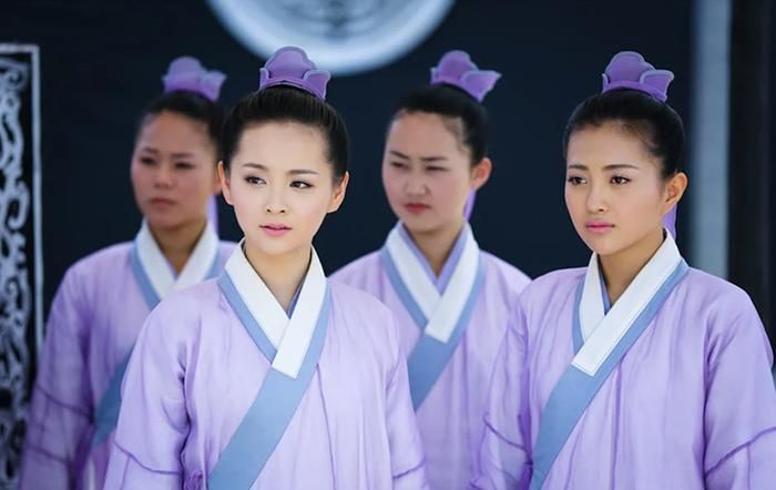 Kim Dung xây dựng Nghi Lâm như một biểu tượng của lòng từ bi và sự thuần khiết giữa chốn giang hồ đầy mưu mô. 