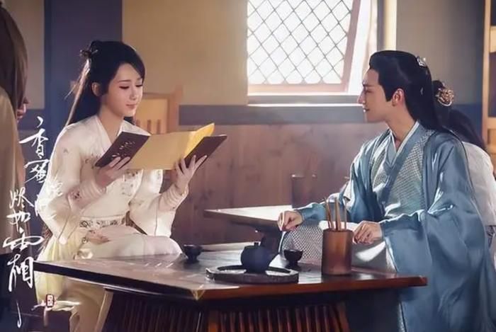 Hương Mật Tựa Khói Sương ghi dấu với chuyện tình ngược tâm giữa Cẩm Mịch và Húc Phượng. Ảnh: Sohu