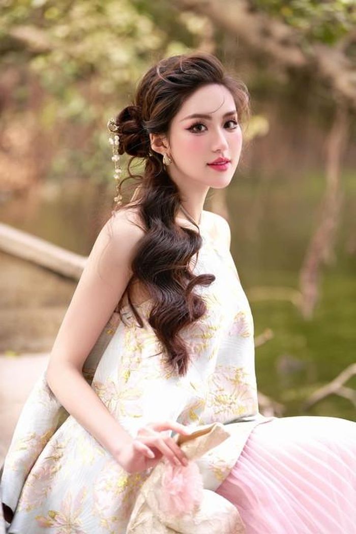 Hoa hậu Phan Phương Oanh sinh ra và lớn lên ở Hà Nội
