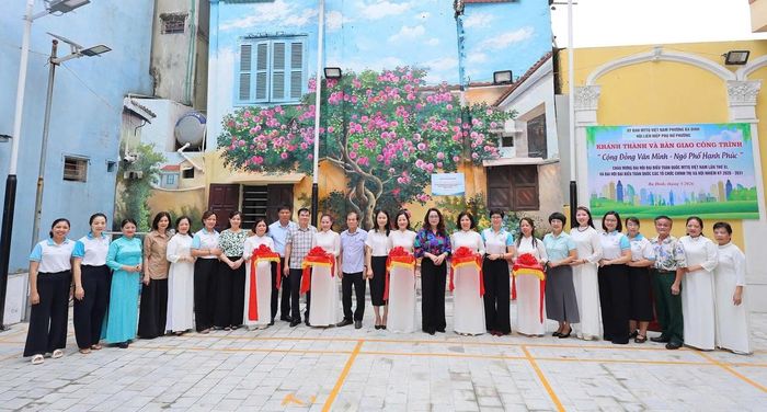 Hội LHPN phường Ba Đình khánh thành và bàn giao công trình “Cộng đồng văn minh-Ngõ phố hạnh phúc” chào mừng Đại hội đại biểu phụ nữ toàn quốc lần thứ XIV