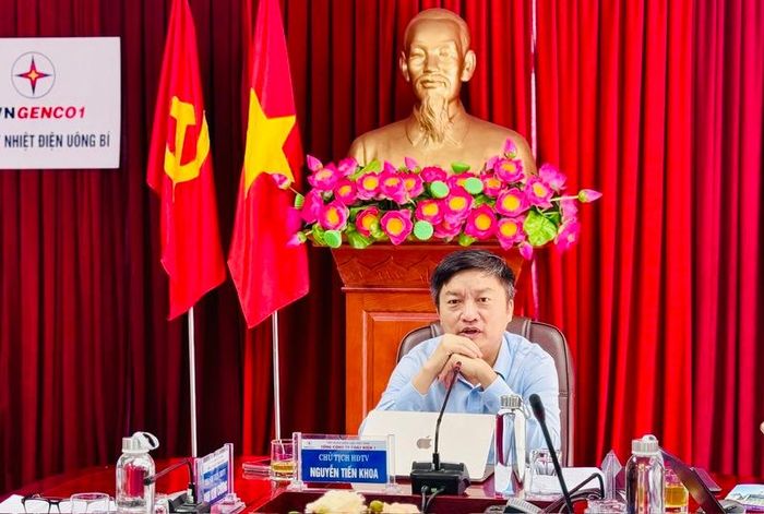 Ông Nguyễn Tiến Khoa - Chủ tịch Hội đồng thành viên Tổng công ty Phát điện 1 tại buổi làm việc với Công ty Nhiệt điện Uông Bí.